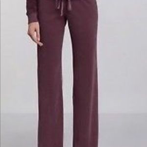 🧐 Juicy Couture gray cozy velour pants